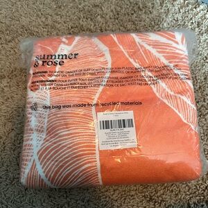 Summer and rose outdoor roundie